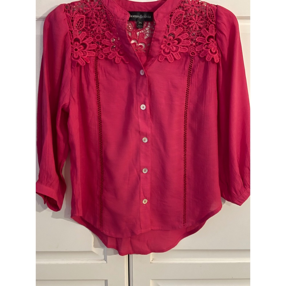 Thomas & Olivia Magenta Pink Floral Lace Crochet‎ Yoke Button Up Blouse PS